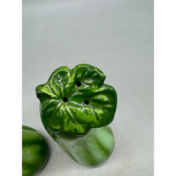 Vintage Ceramic Cucumber Shaped Salt & Pepper Shaker Set green 6" READ - Picture 5 of 9